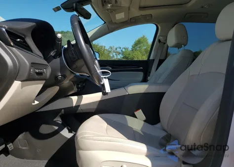 2023 Buick Enclave Premium z USA, uszkodzony, nr VIN 5GAERCKW5PJ133471